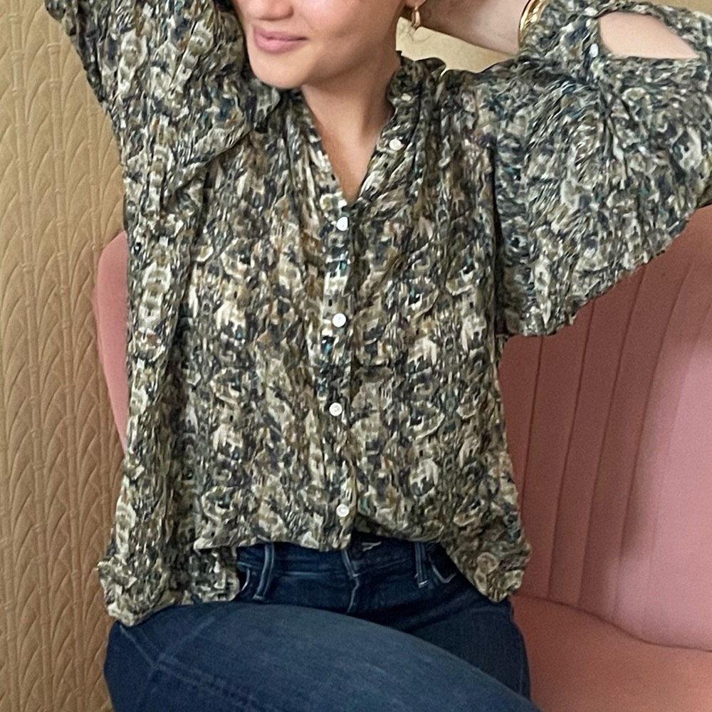 Elegant Patterned Women's Blouse